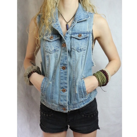 Highway Jean Distressed Button Muscle Denim Jacket - Picture 1 of 7
